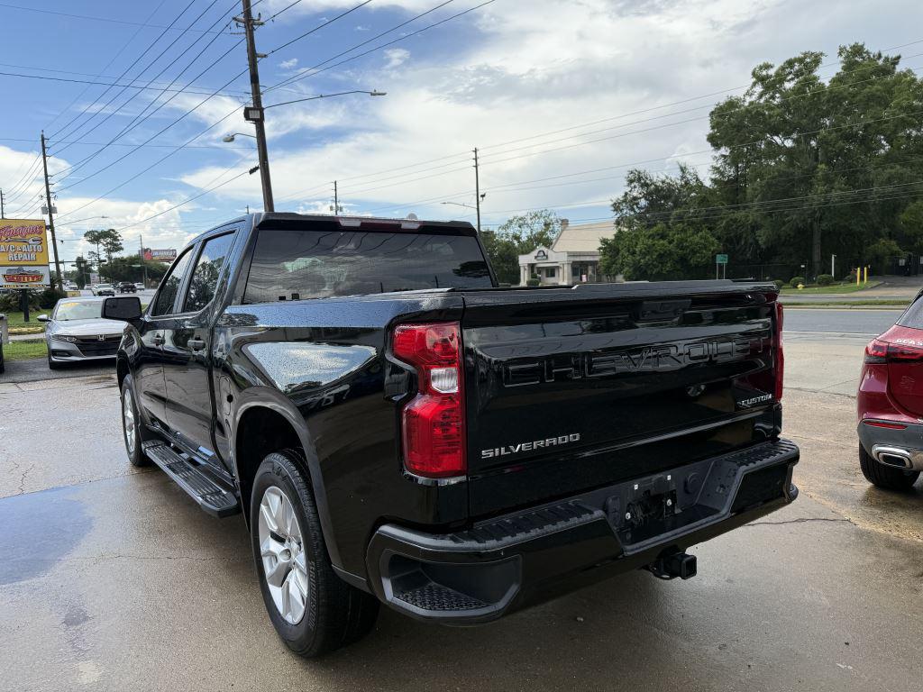 2023 Chevrolet Silverado - $31,995