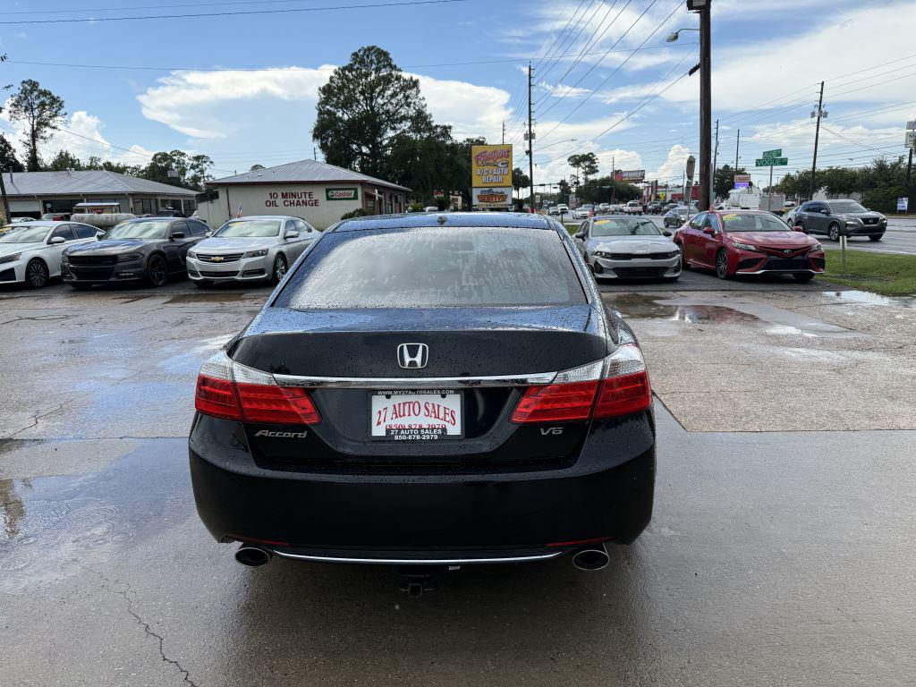2013 Honda Accord - $9,995