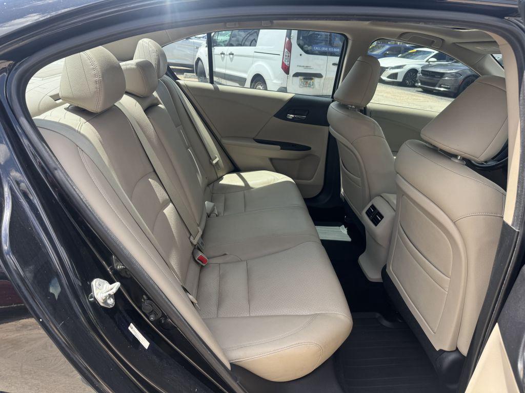 2013 Honda Accord - $9,995