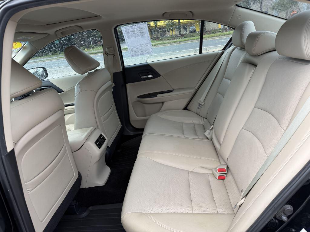 2013 Honda Accord - $9,995