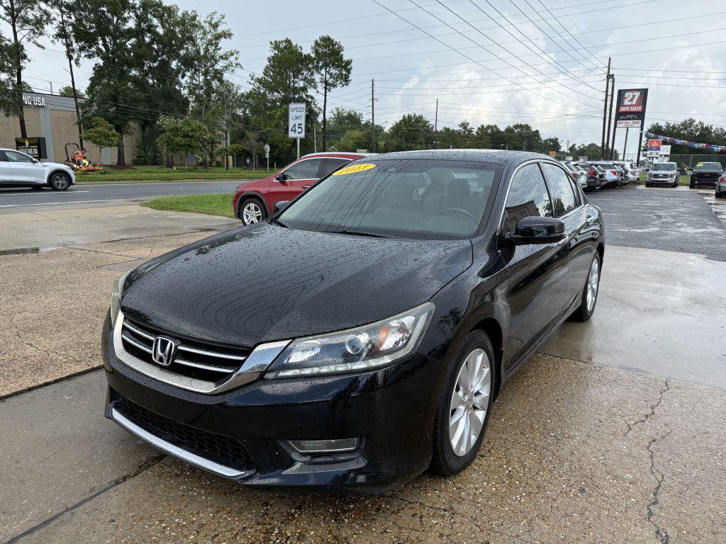 2013 Honda Accord - $9,995