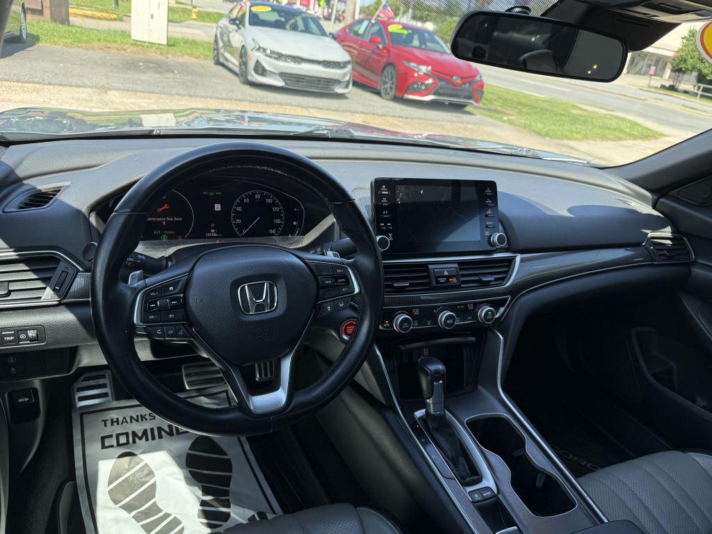 2019 Honda Accord - $15,995