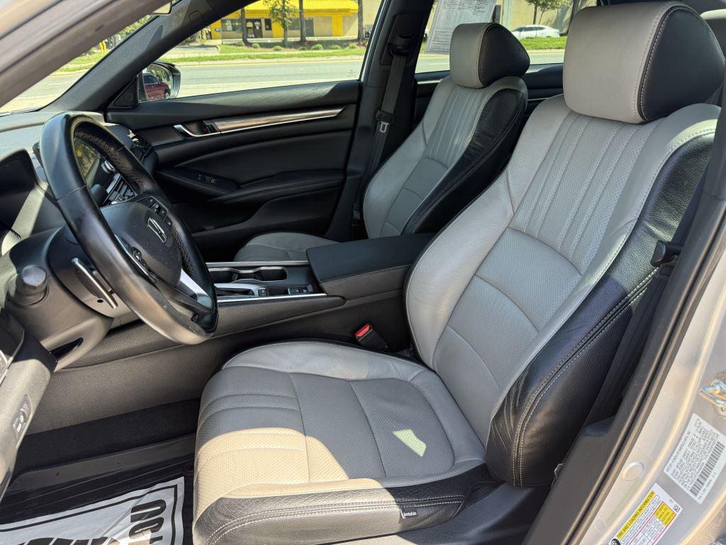 2019 Honda Accord - $15,995