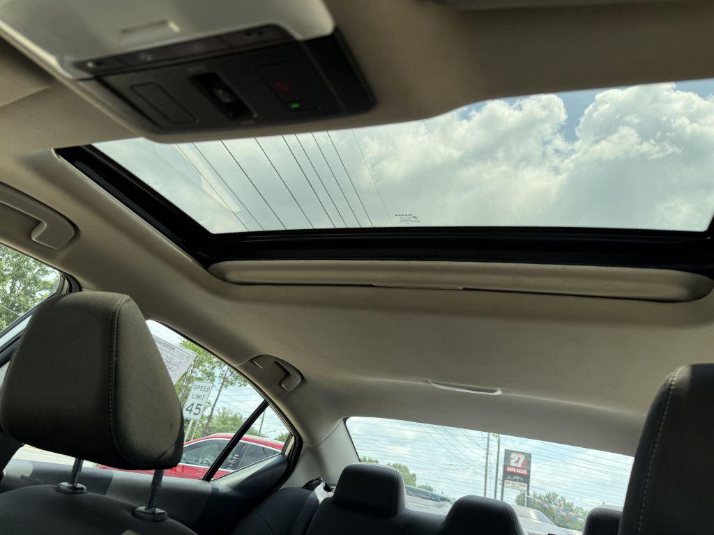 2023 Nissan Altima - $17,995