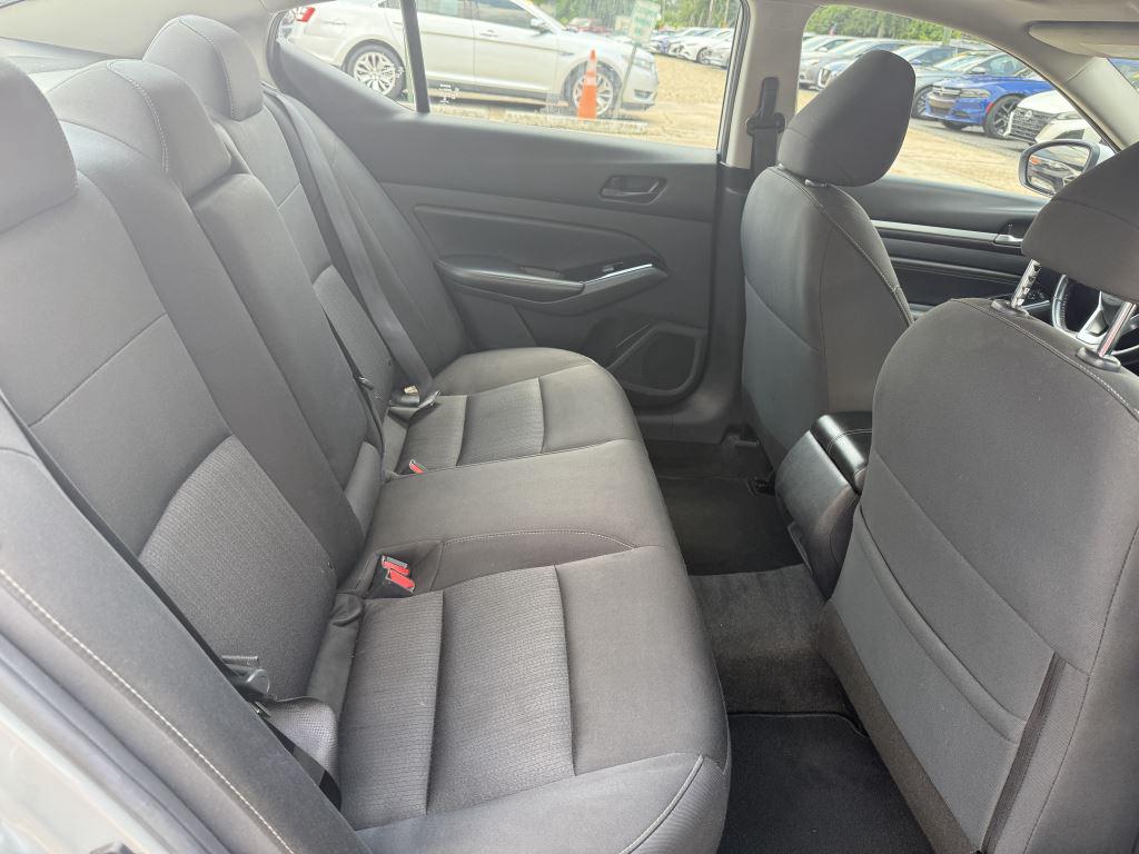 2023 Nissan Altima - $17,995