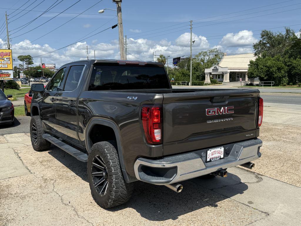 2020 GMC Sierra - $32,995