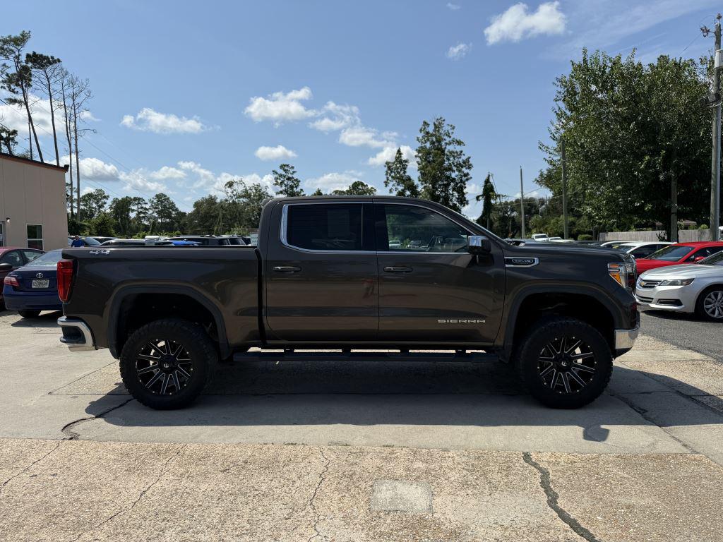 2020 GMC Sierra - $32,995