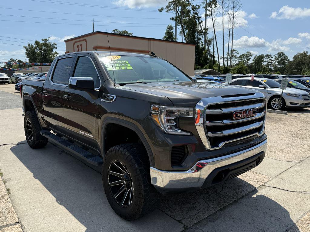 2020 GMC Sierra - $32,995
