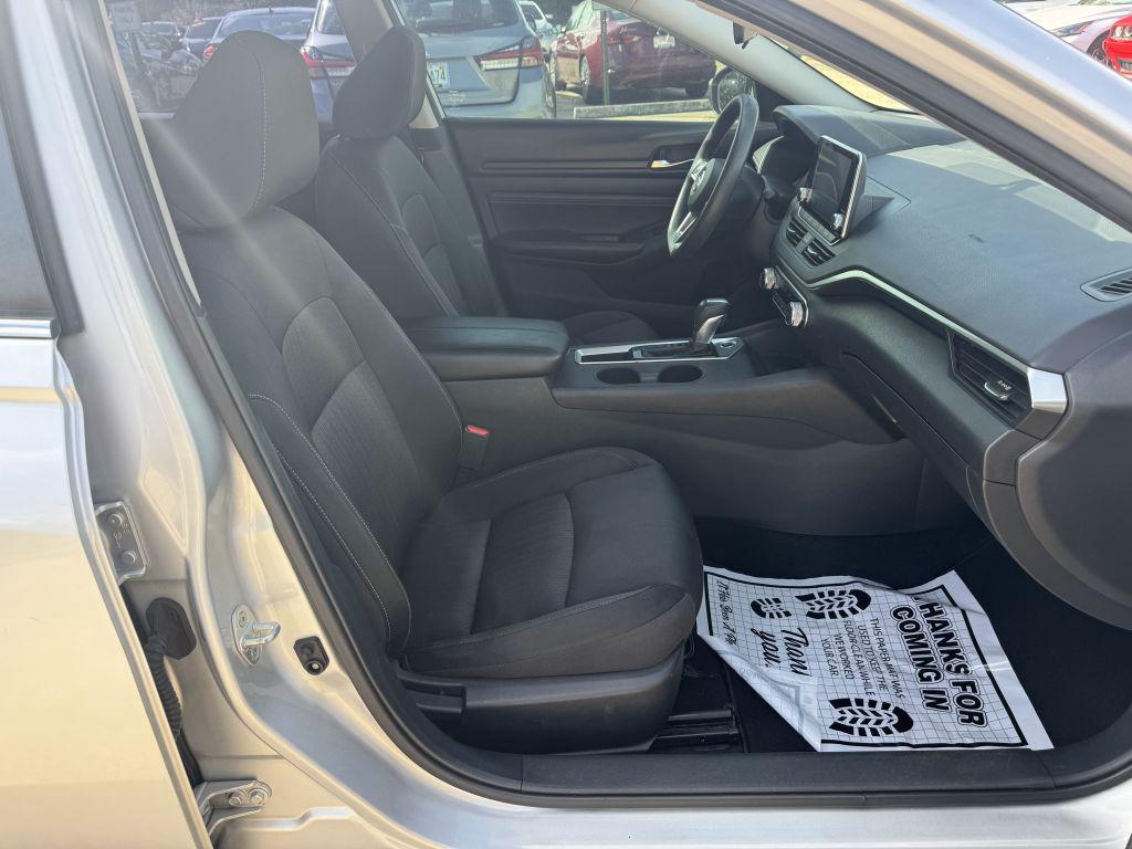2019 Nissan Altima - $10,995
