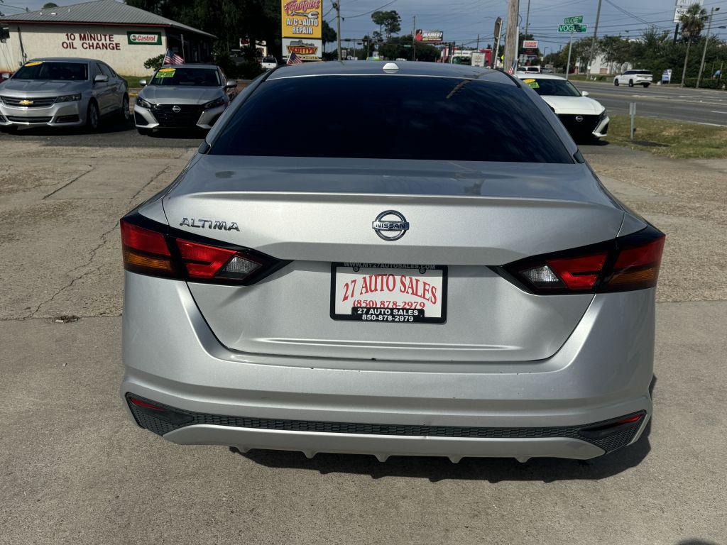 2019 Nissan Altima - $10,995