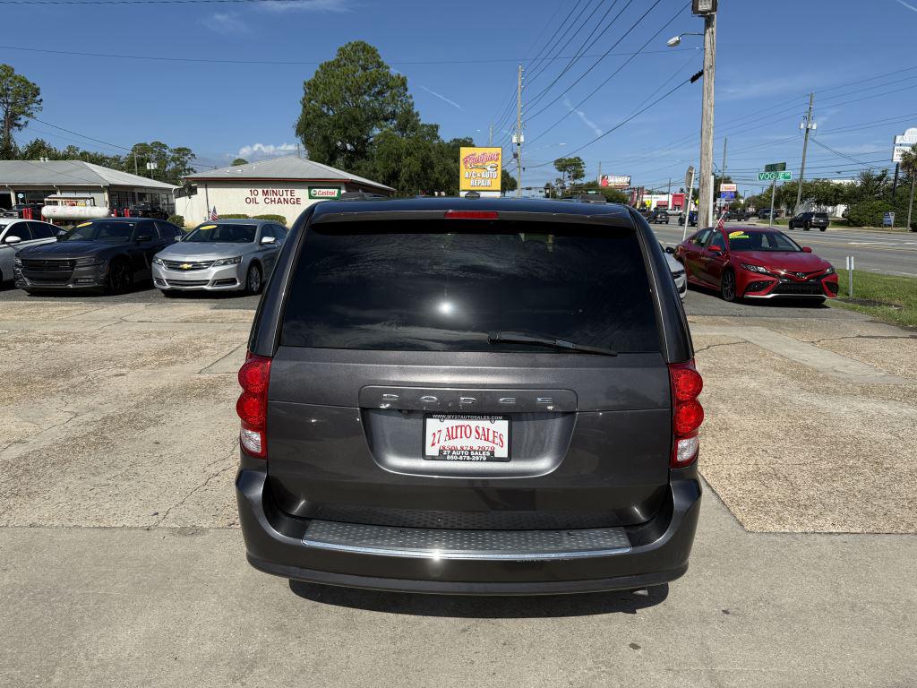 2018 Dodge Grand Caravan - $7,995