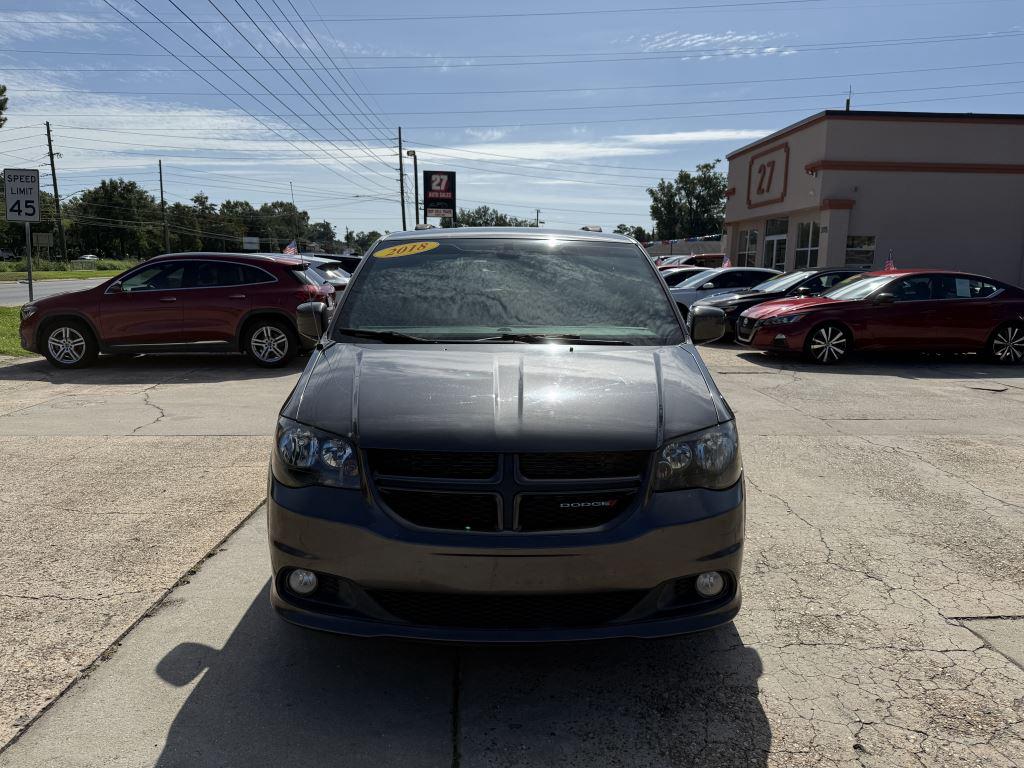 2018 Dodge Grand Caravan - $7,995