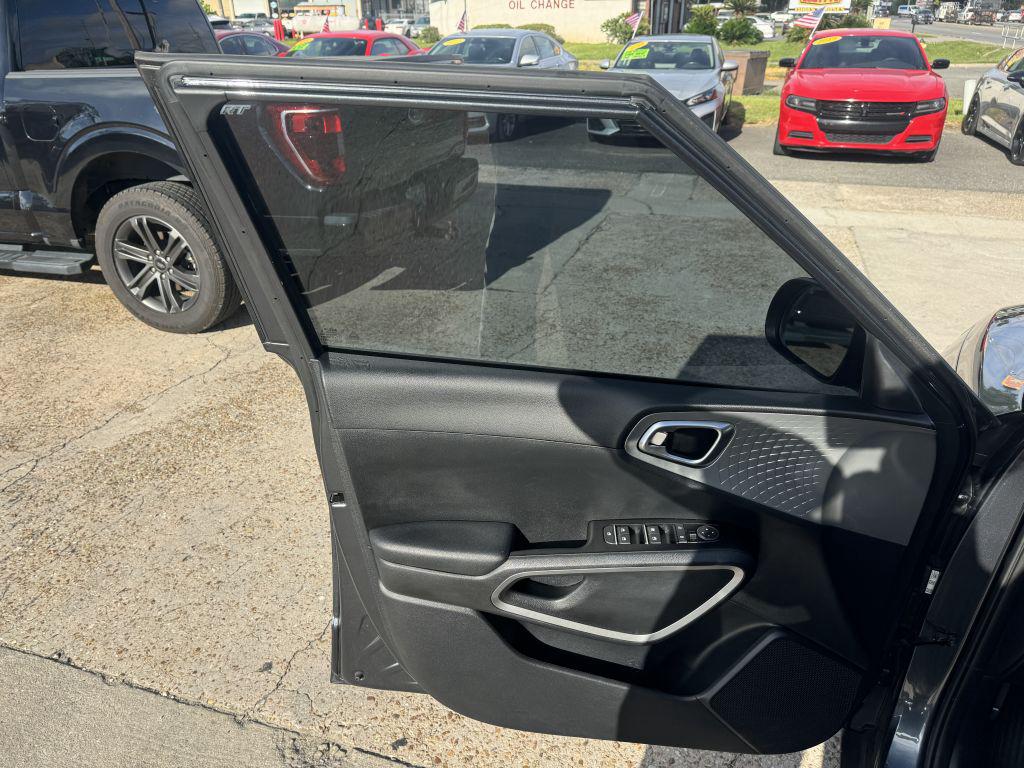 2022 Kia Soul - $12,995