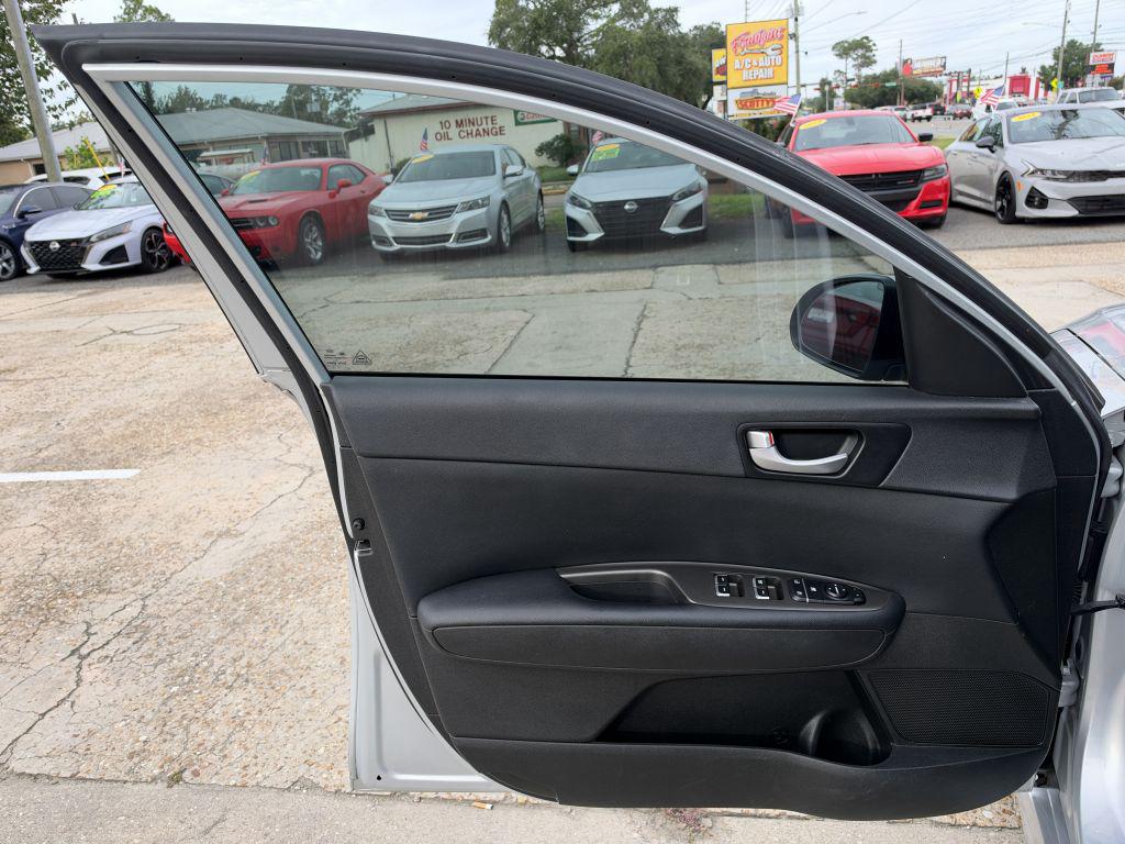 2019 Kia Optima - $11,995