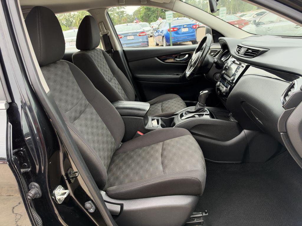 2018 Nissan Rogue - $11,995