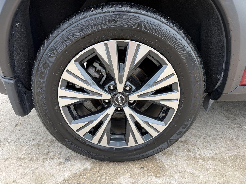 2023 Nissan Rogue - $20,995