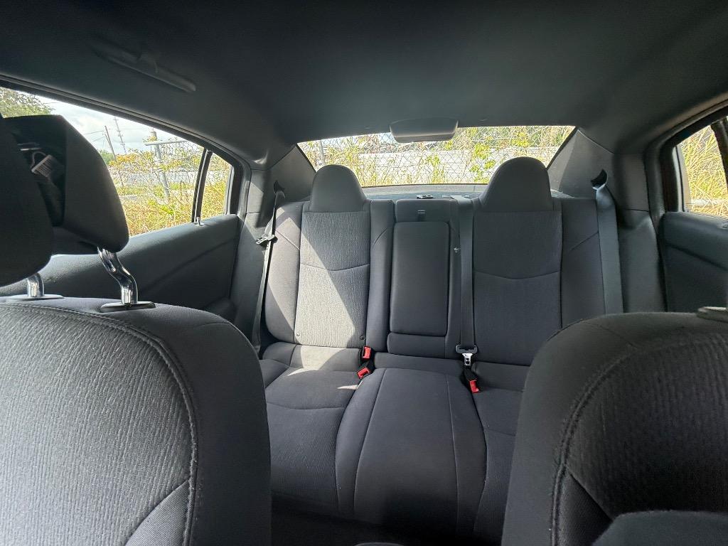 2013 Chrysler 200 LX photo