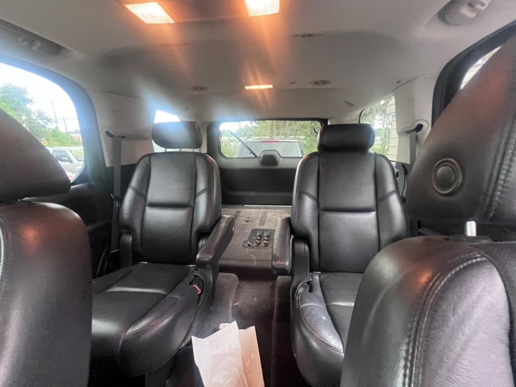 2008 Cadillac Escalade photo