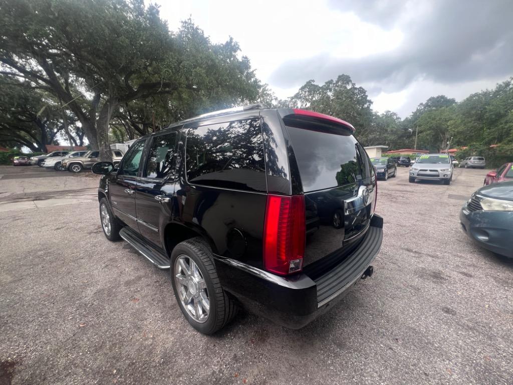 2008 Cadillac Escalade photo
