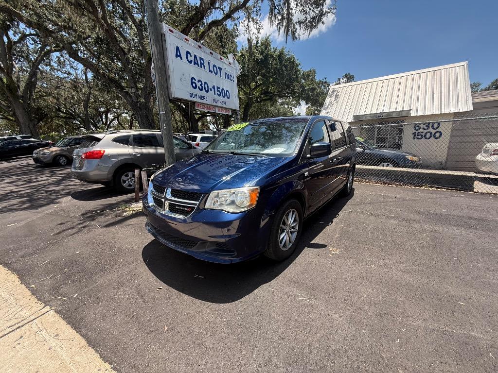 2014 Dodge Grand Caravan - $7,950