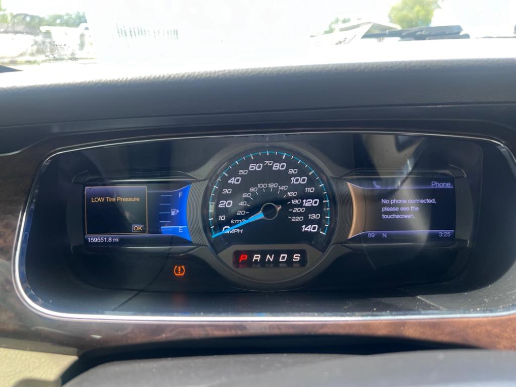 2013 Ford Taurus Limited photo
