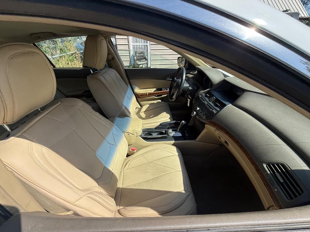 2009 Honda Accord - $6,500