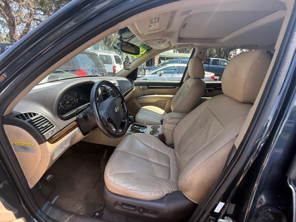 2011 Hyundai Santa Fe - $7,500