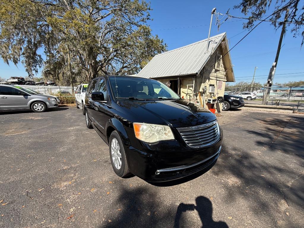 2012 Chrysler Town & Country Touring photo