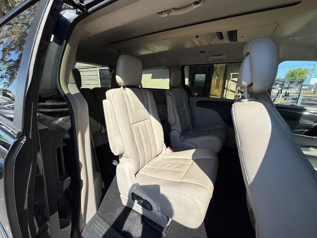 2012 Chrysler Town & Country Touring photo