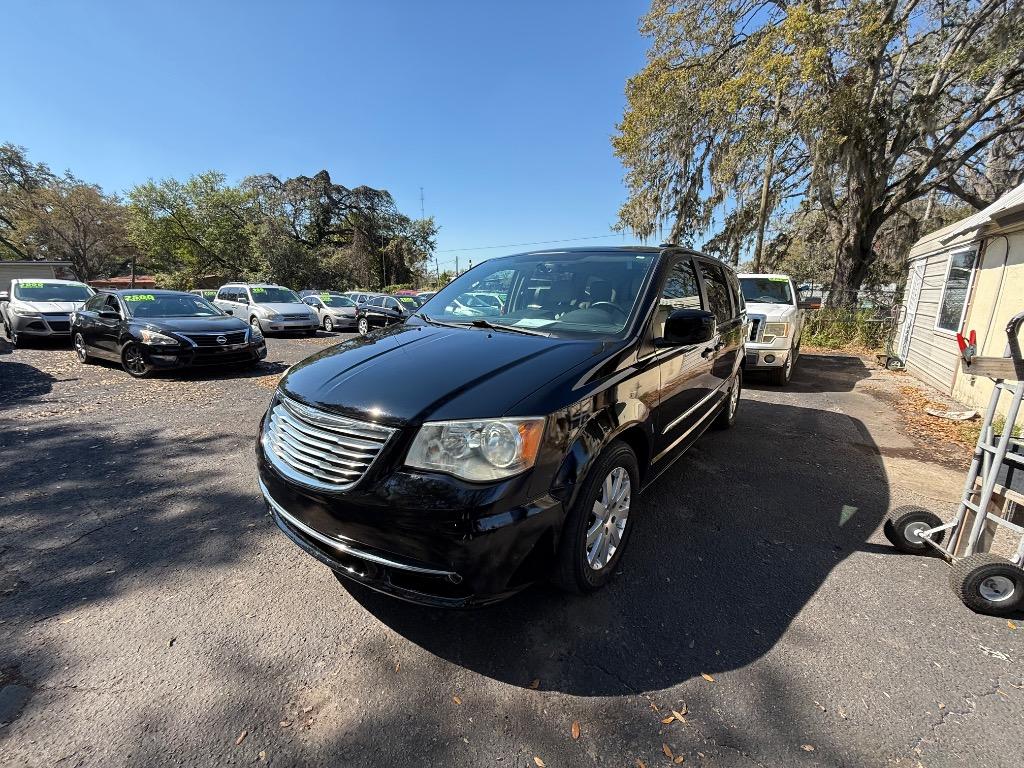 2012 Chrysler Town & Country Touring photo