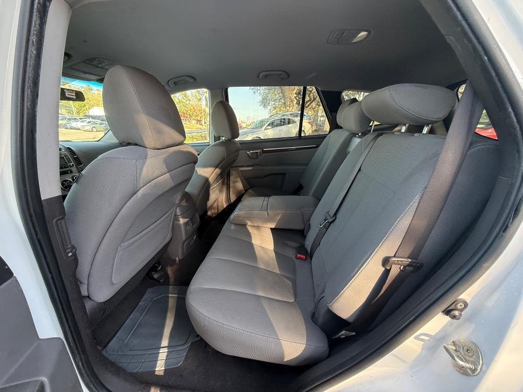 2011 Hyundai Santa Fe GLS photo