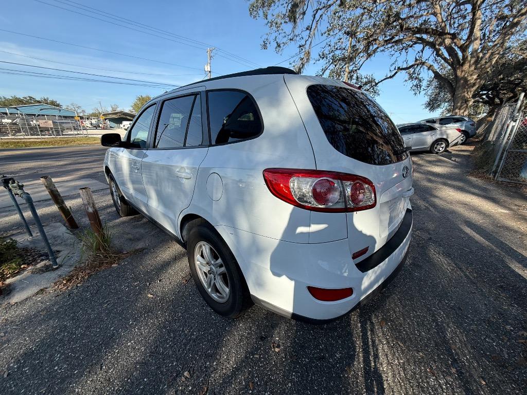 2011 Hyundai Santa Fe GLS photo