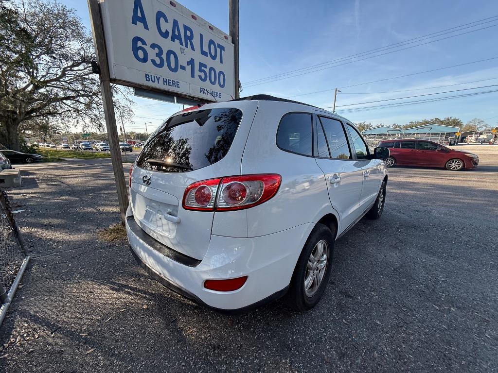 2011 Hyundai Santa Fe GLS photo