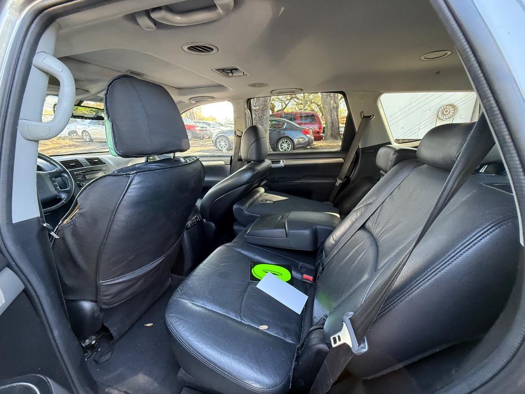 2009 Kia Borrego EX V8 photo
