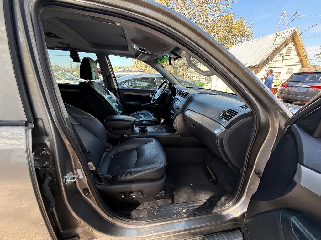 2009 Kia Borrego EX V8 photo
