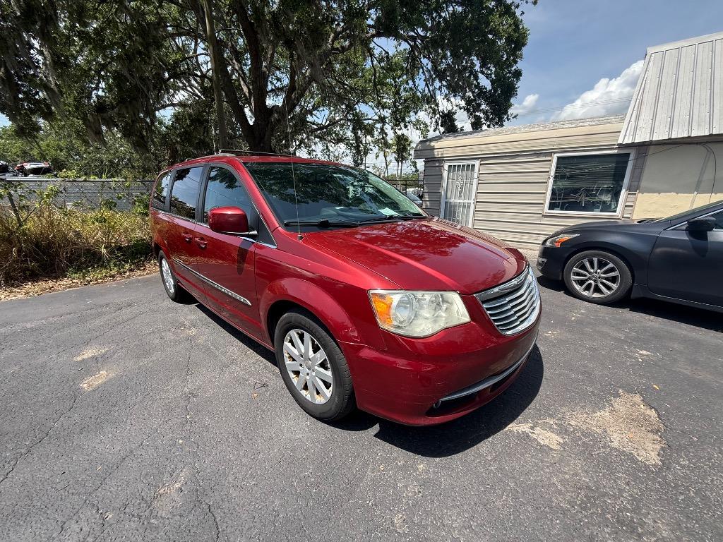 2013 Chrysler Town & Country Touring photo