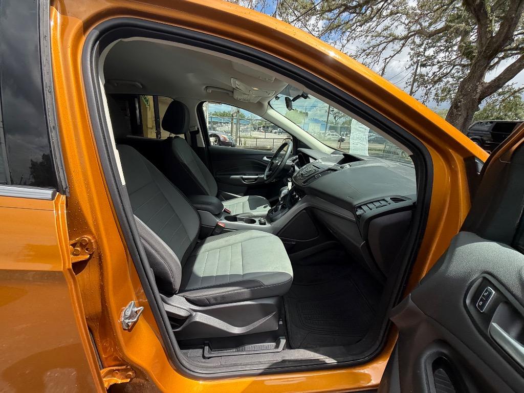 2016 Ford Escape SE 4d Suv 4wd  photo