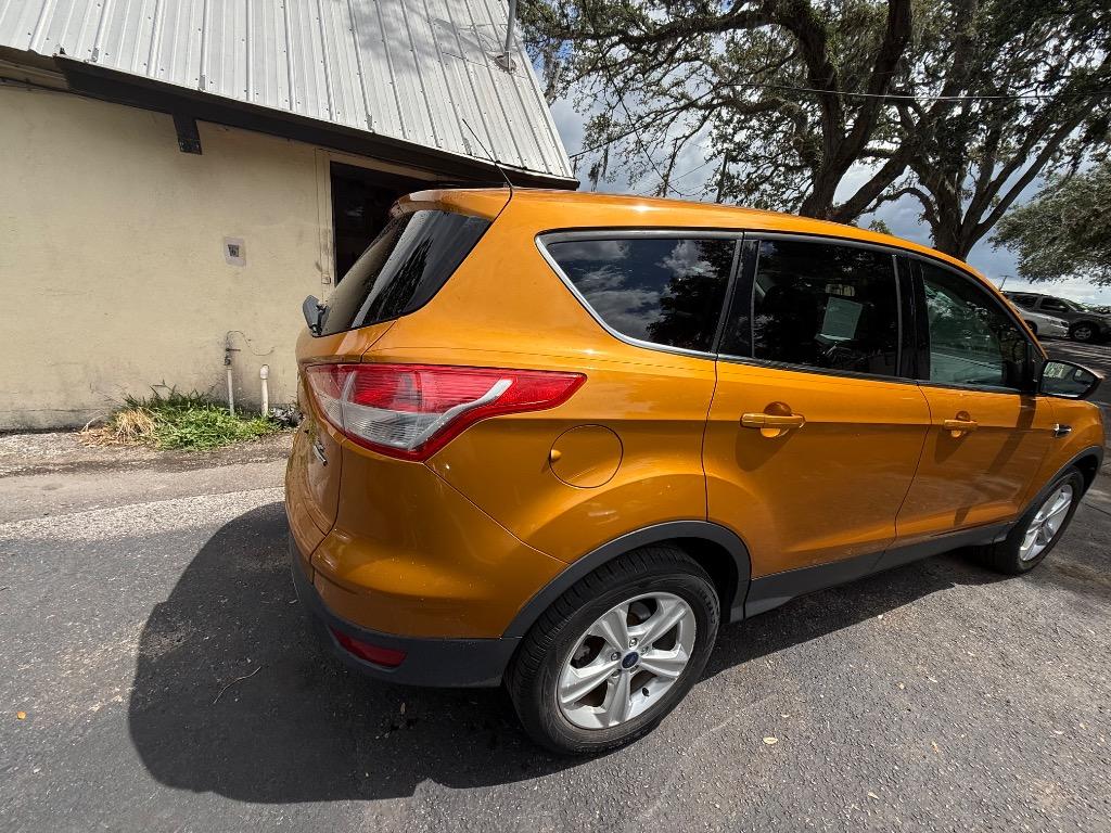 2016 Ford Escape SE 4d Suv 4wd  photo