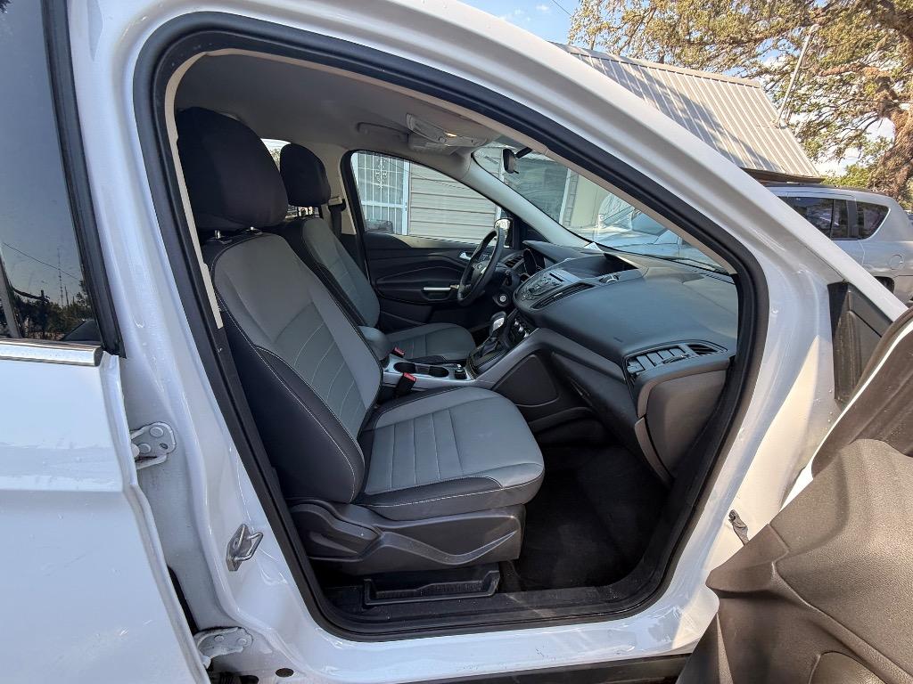2016 Ford Escape SE 4d Suv 4wd  photo