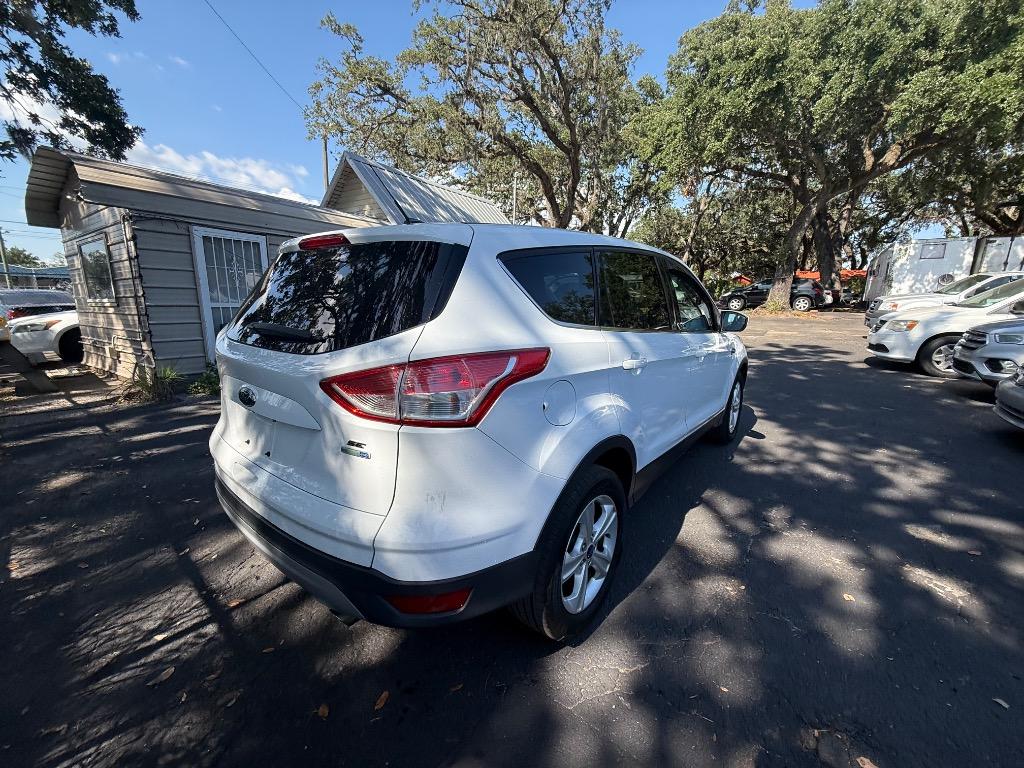 2016 Ford Escape SE 4d Suv 4wd  photo