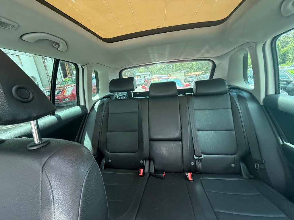2011 Volkswagen Tiguan S photo