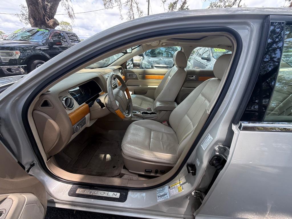 2007 Lincoln MKZ photo