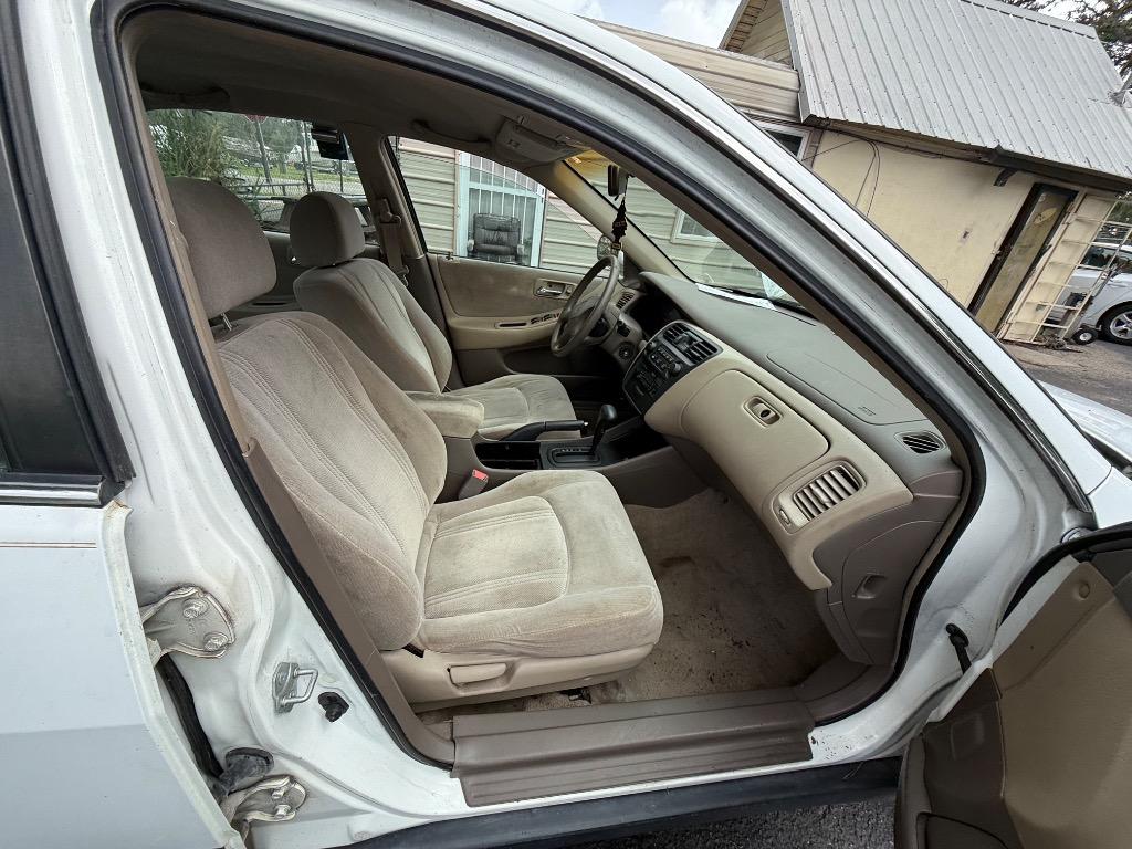 2000 Honda Accord LX photo