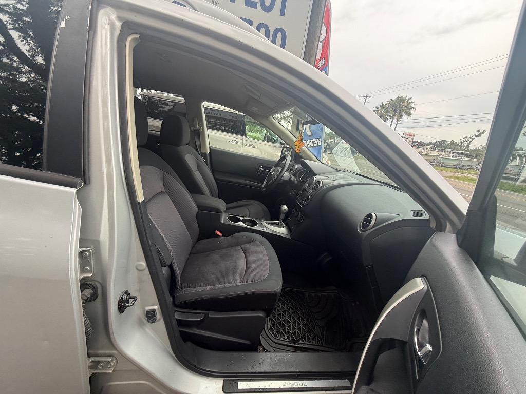 2012 Nissan Rogue - $5,950