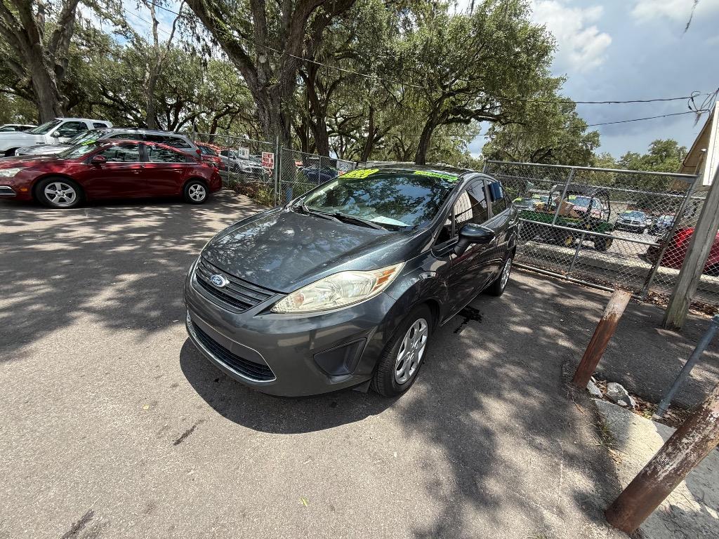 2011 Ford Fiesta - $5,500