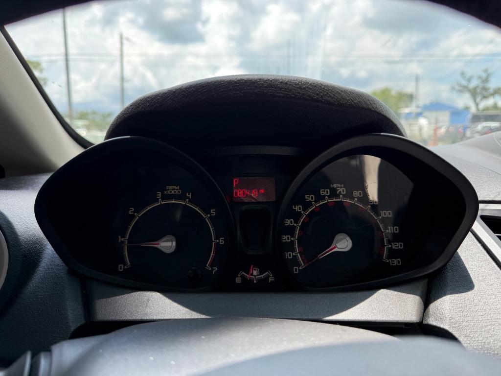 2011 Ford Fiesta - $5,500