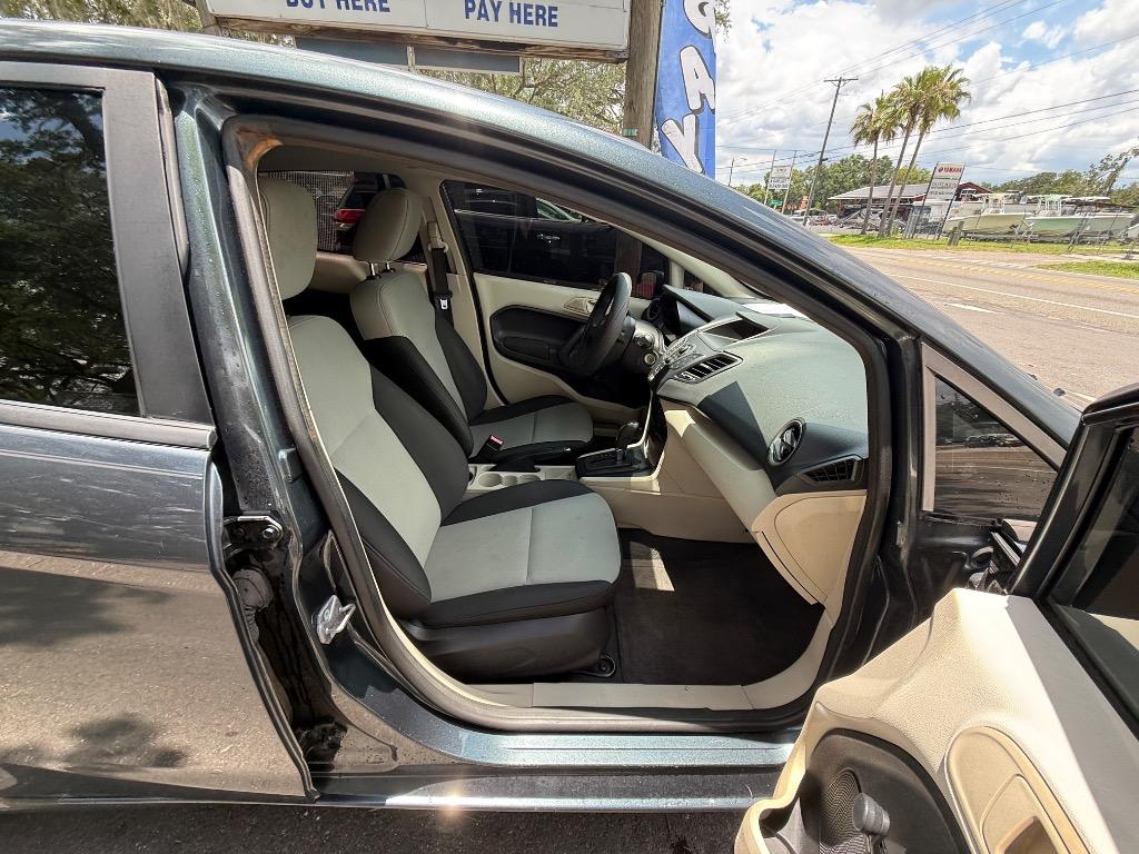 2011 Ford Fiesta - $5,500
