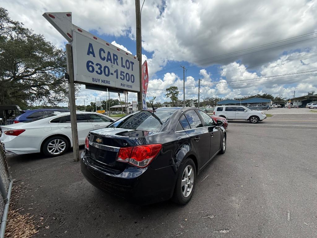 2014 Chevrolet Cruze - $4,950