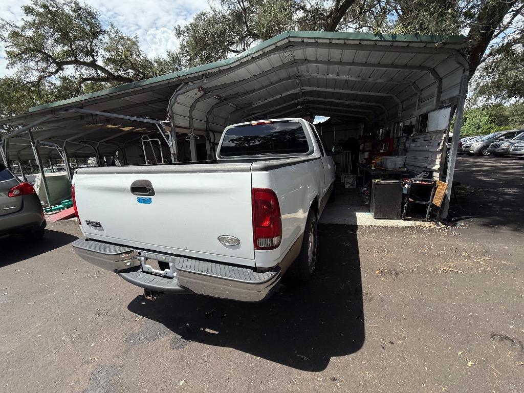 2000 Ford F-150 - $5,950
