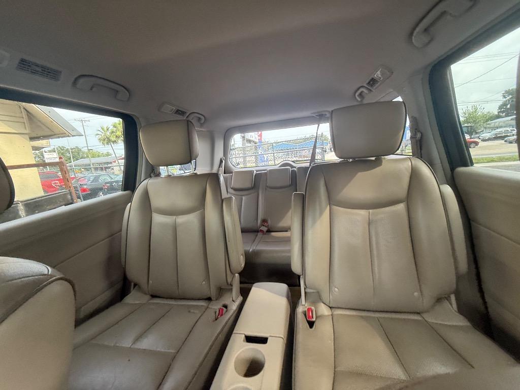 2014 Nissan Quest - $3,000